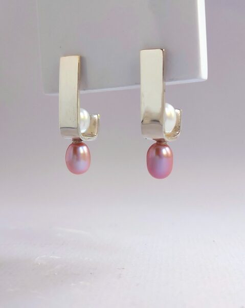 Sterling silver earring studs "Openly hidden pearl"